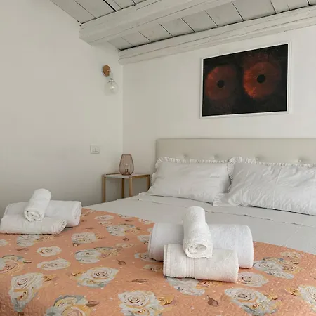 Casa Spatola - *